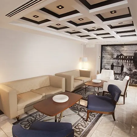 La Hotel 3*