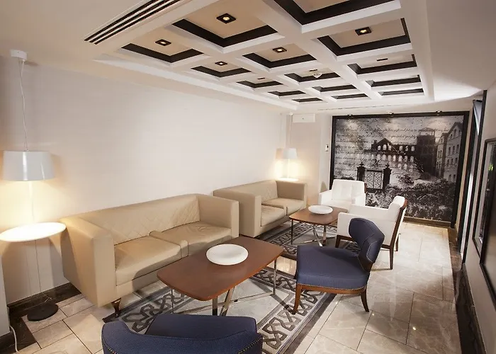 La Hotel 3*